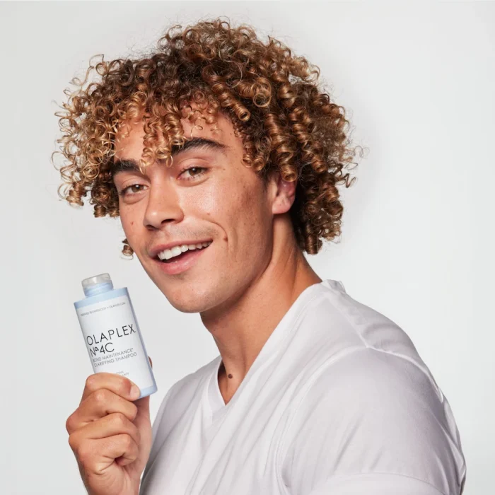 Olaplex No.4C Bond Maintenance™ Clarifying Shampoo - Afbeelding 3