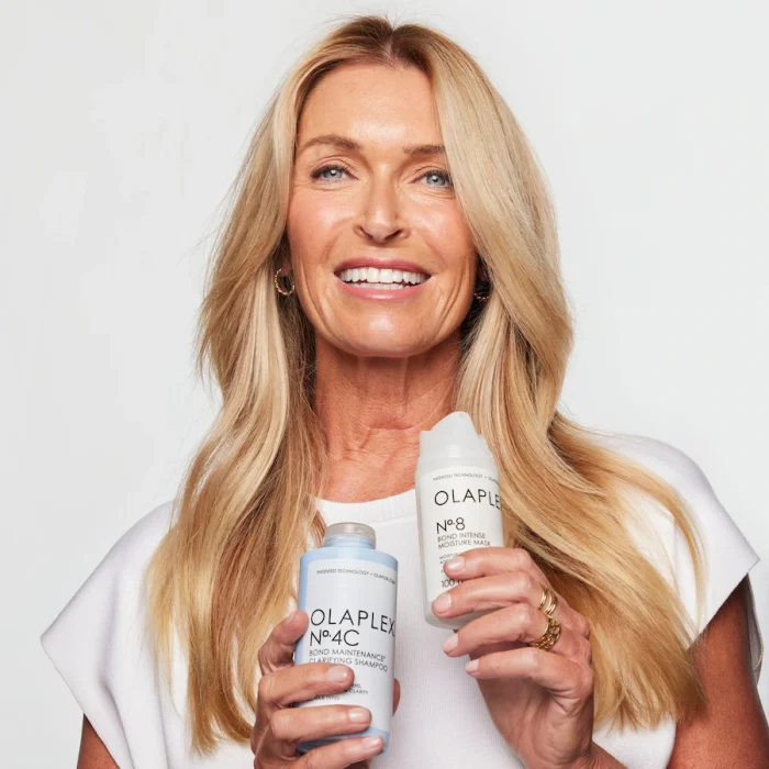 Olaplex No.4C Bond Maintenance™ Clarifying Shampoo - Afbeelding 5